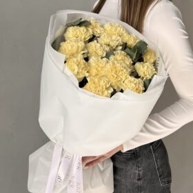 Букет из 15 лимонных диантусов