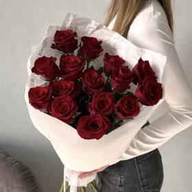 Букет из 15 красных роз