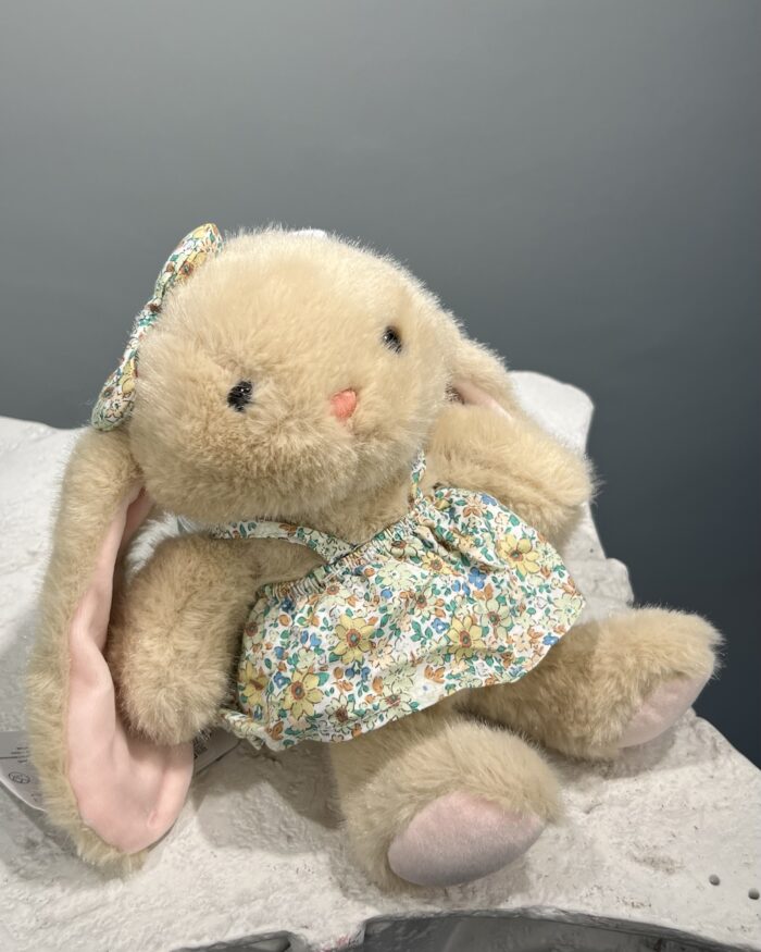 Игрушка зайка в сарафане «Салли»